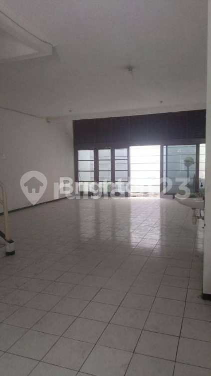 Spacious House Near Mall Kelapa Gading