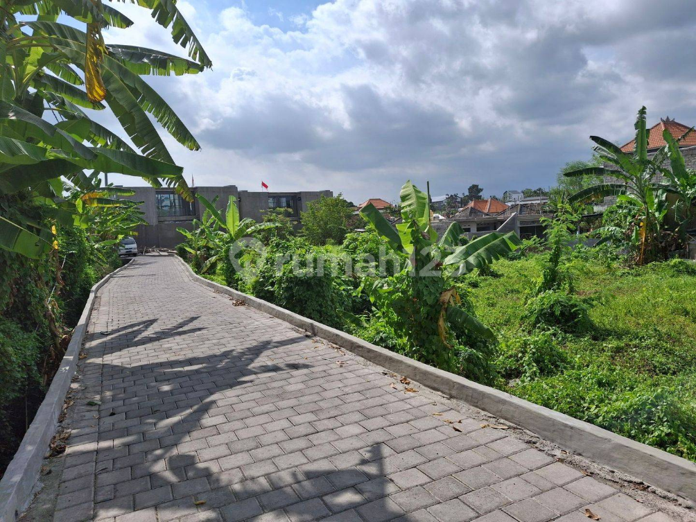 Land for Villa in Tourist Area