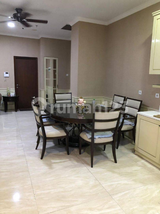 Large 3-Bedroom Penthouse with City Views