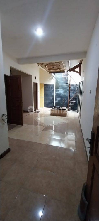 Spacious 3-Bedroom House in Harapan Indah Complex