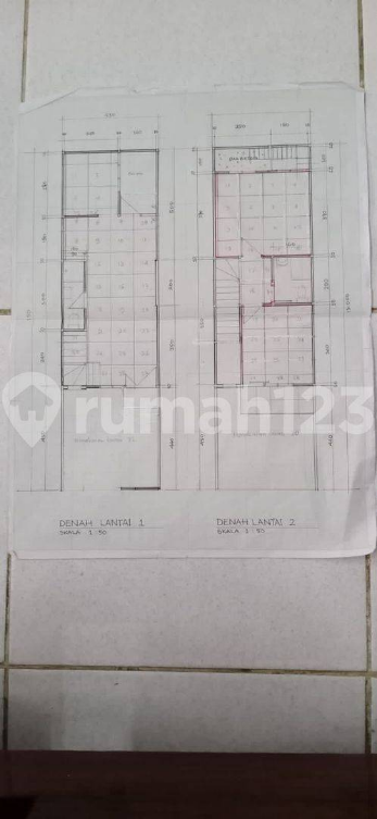 Modern 3-Bedroom House with Carport in Mekar Wangi