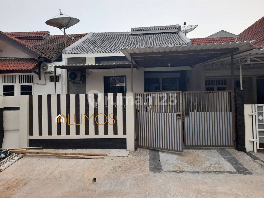 Semi-furnished 2-bedroom house in Gading Serpong
