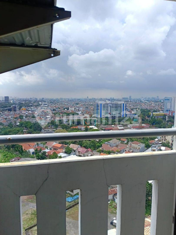 Furnished Studio Apartment with City View