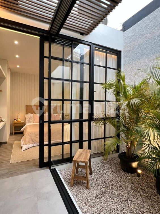 Modern 3-Bedroom Villa with Designer Interior