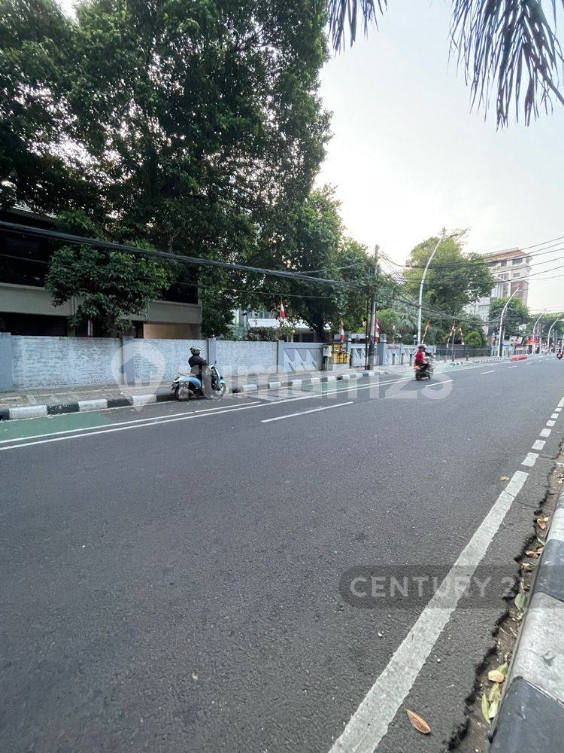 Large Commercial Land Plot in Menteng Area