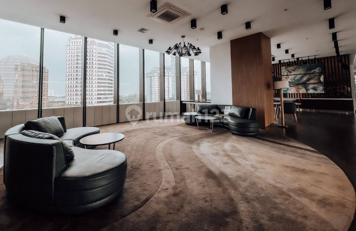 Modern Studio Near UPH Campus with Pool Access