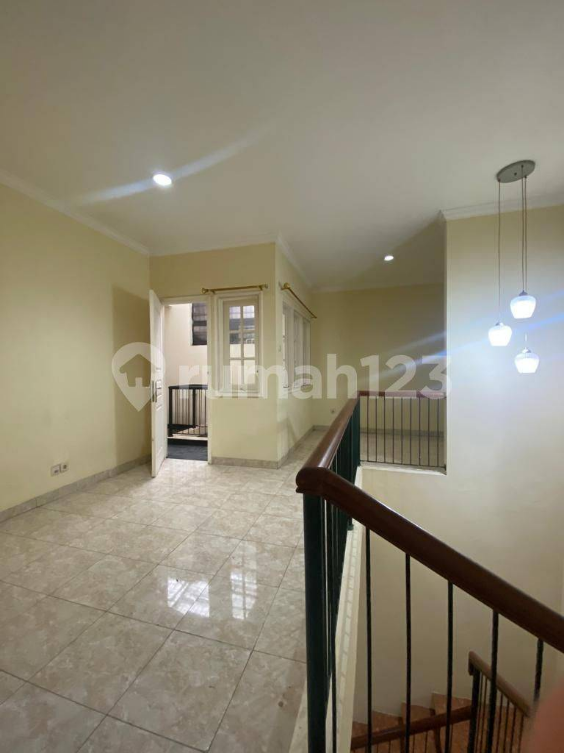 4 Bedroom House with Kitchen Set Near Cibubur