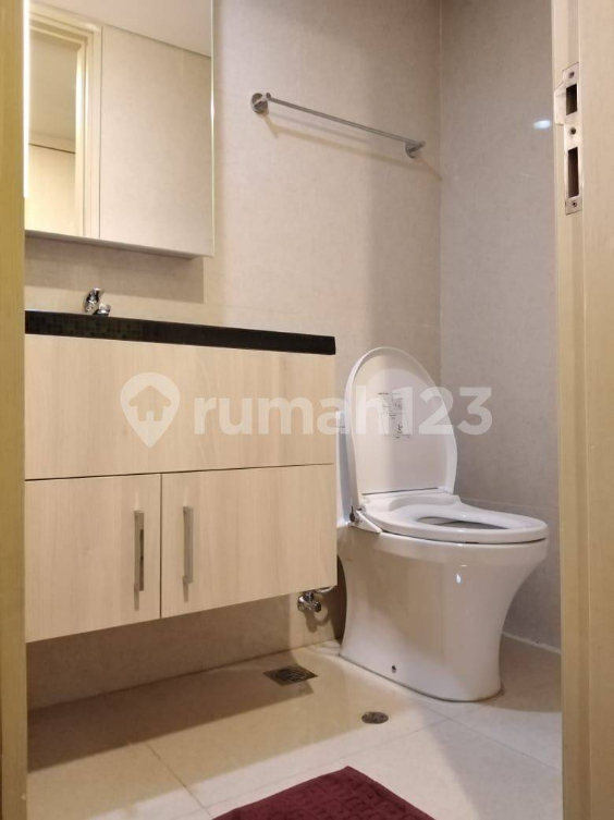 Modern Studio Apartment with City View