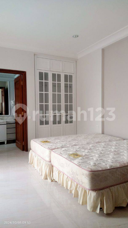 Renovated House Near Pondok Indah with Pool