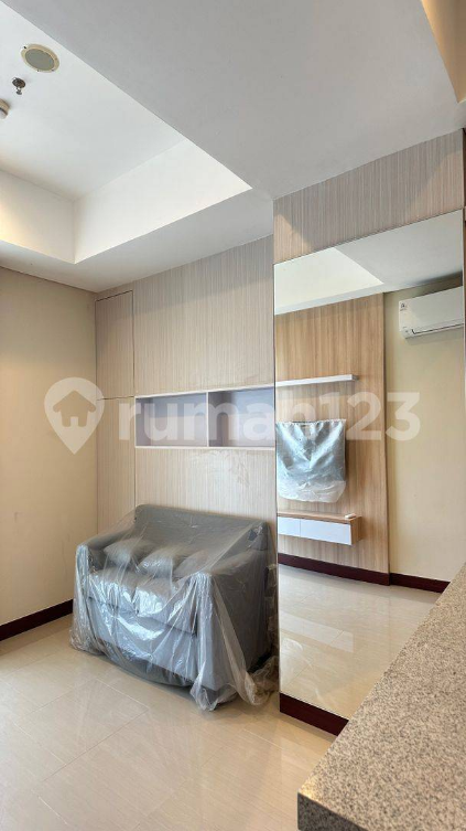 Modern Furnished Apartment with Sea View