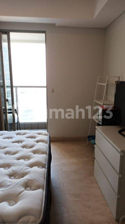 Modern Furnished Studio with City View