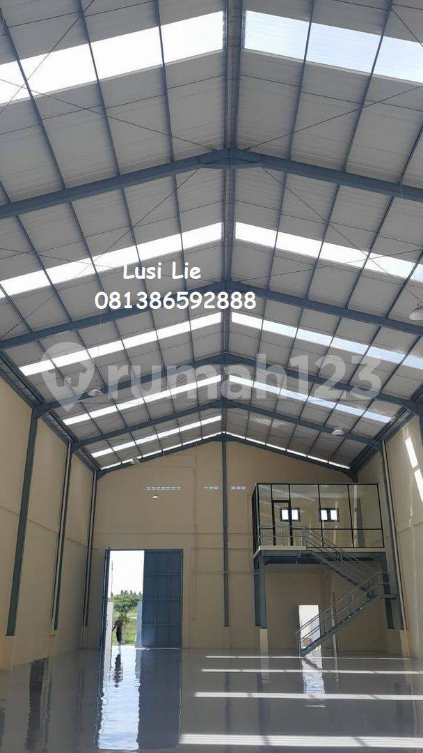 Large Industrial Warehouse with Office in Tangerang