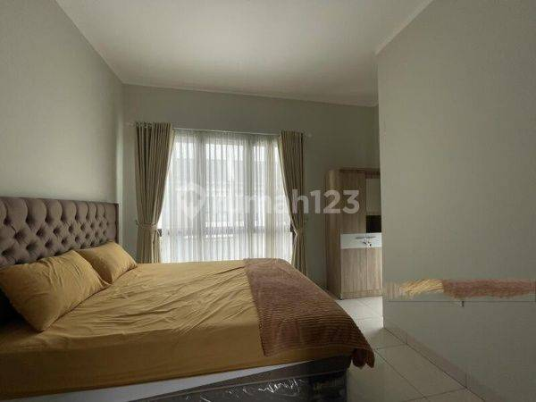 Modern Semi-Furnished Corner House in Summarecon Bekasi