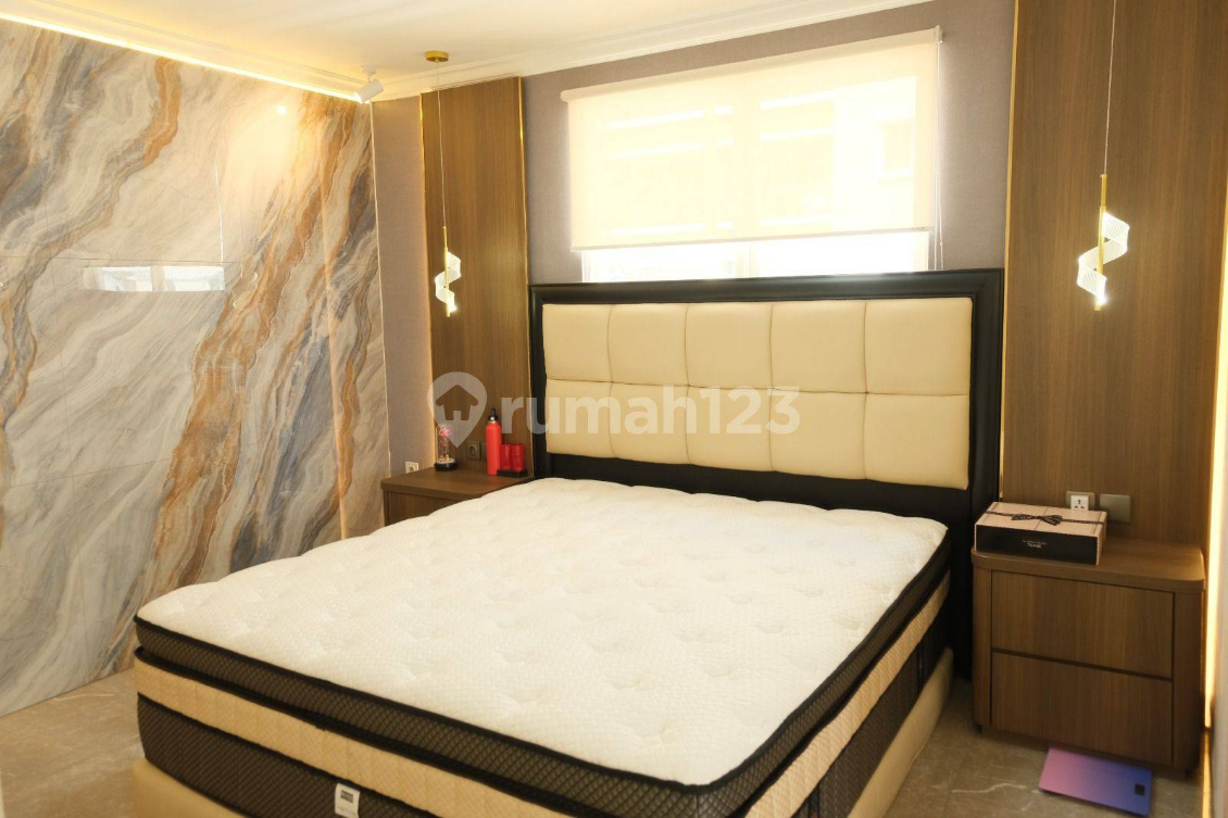 Furnished 3-Bedroom Mediterania Lagoon Apartment Corner Unit
