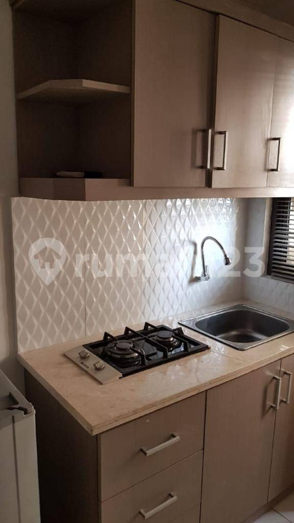 Furnished 2-Bed Apartment Near Tanjung Barat Station