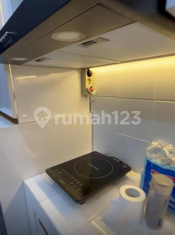 Furnished Studio with Pool View in Tokyo Riverside