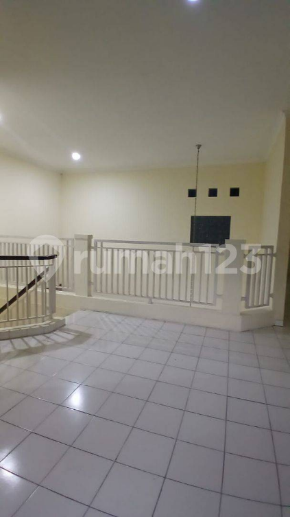Spacious Two-Story House with Large Parking