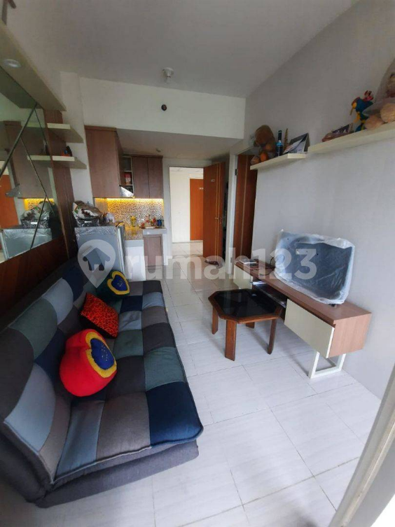 Furnished 2-Bedroom CBD Apartment with City View