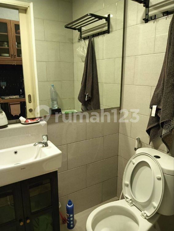 Furnished Studio Apartment with Suramadu View