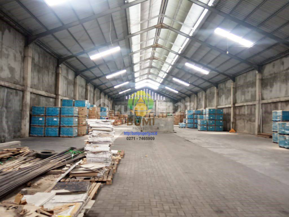 Strategic Warehouse for Rent Near Toll Exit