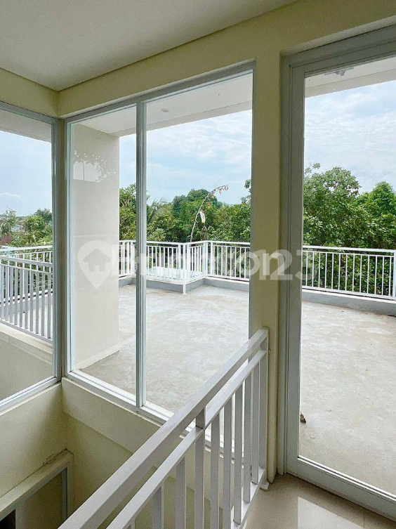 Modern 2-Bedroom Villa with Pool and Rooftop