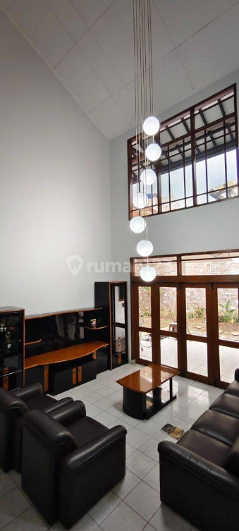 Spacious 6-Bedroom House Near Pasteur Toll Gate