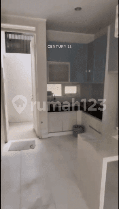 2-Story Ready-to-Live House in Istana Regency Sudirman