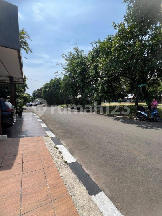 Minimalist House in Cibubur with 24/7 Security