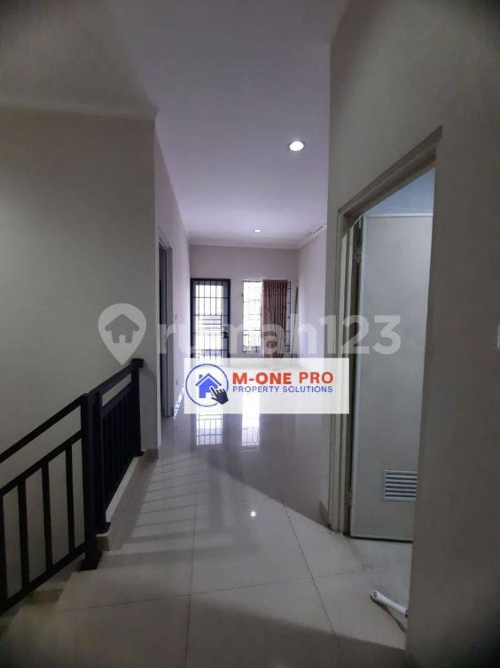 Modern House with Parking Near Ciputra Mall