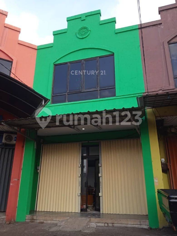 Commercial Shophouse with 150m² Space in Bekasi