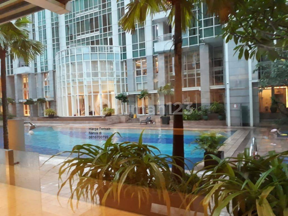 Luxury 3BR Apartment at The Peak Sudirman