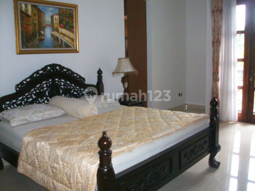 Furnished House with Pool Near International School