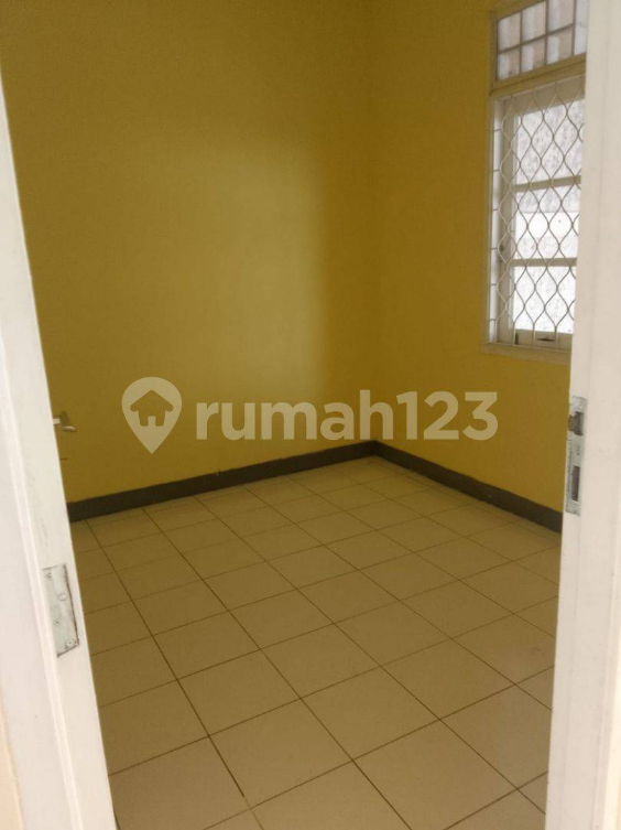 3-Bedroom House in BSD with Parking