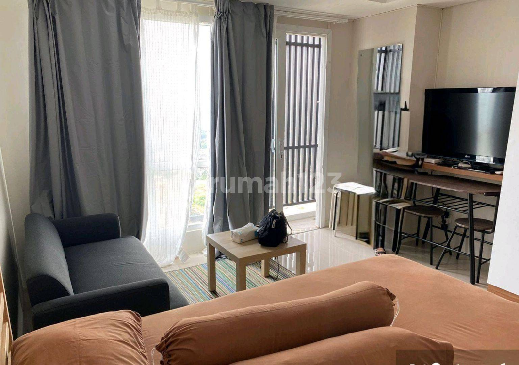 Modern Studio Apartment Near Bintaro Mall