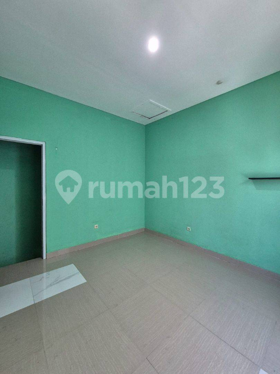 Compact One Bedroom House in Central Jakarta