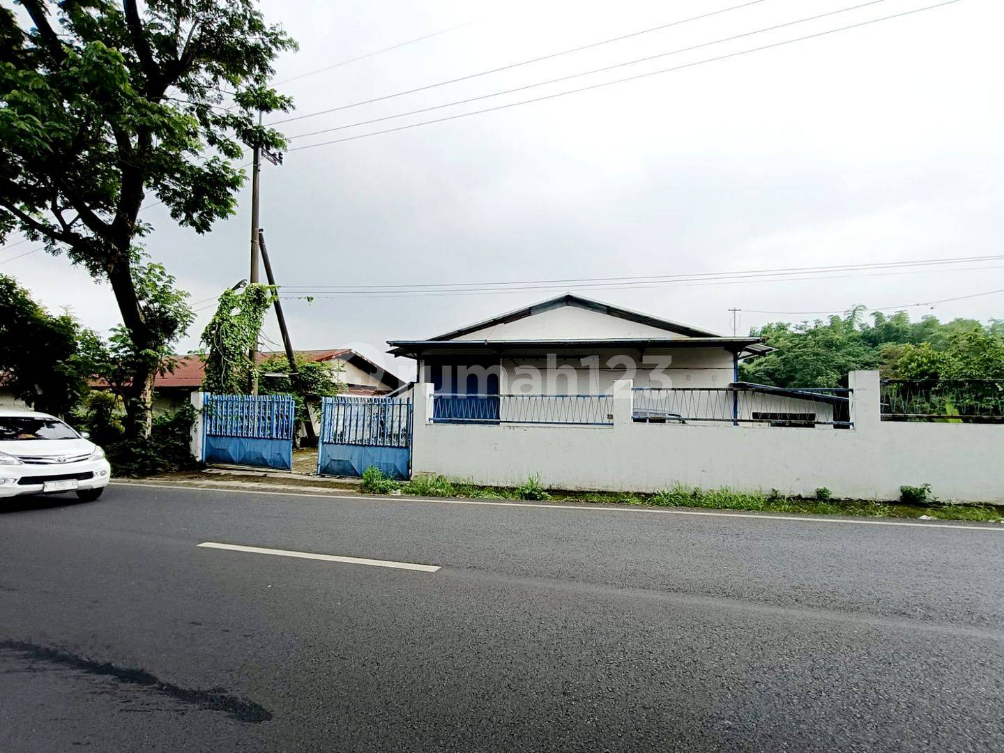 Large Warehouse Complex Near Toll Gate Pandaan
