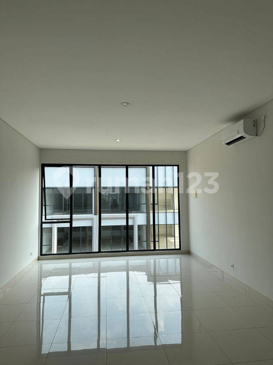 Strategically Located 3-Story Ruko for Rent