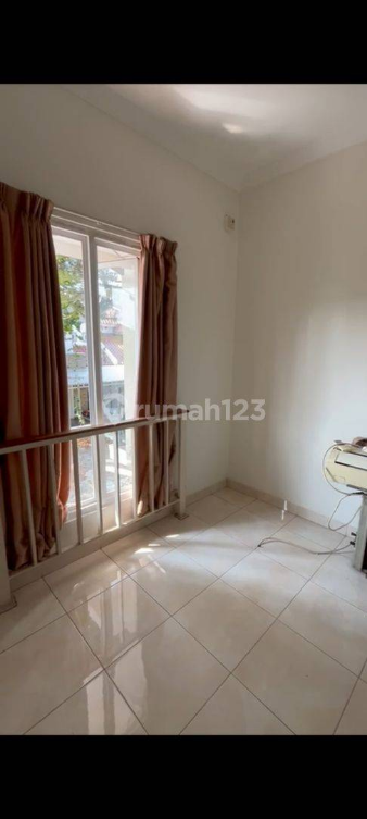 Modern House in Puri Bintaro with Designer Interior