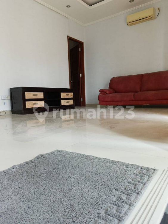 Furnished 4-Bedroom House with Modern Interior