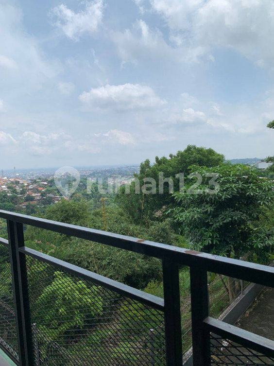 Luxury 1000m² Restaurant Building with Mountain Views