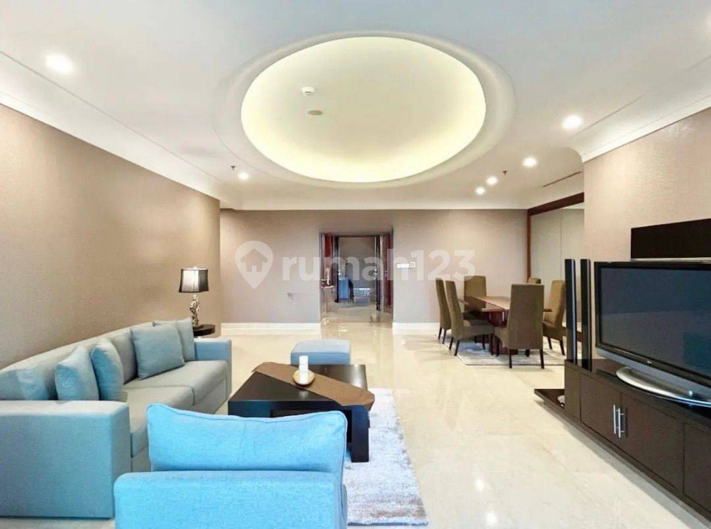 Luxurious 3-Bedroom Apartment at Pakubuwono Residence
