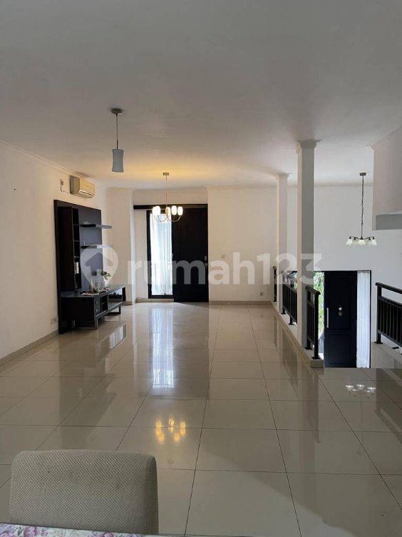 Modern Townhouse Near Mall and MRT Station