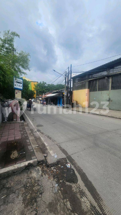 Large Commercial Land Plot in Marunda Area