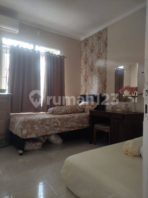 Spacious Family Home Near Schools and Amenities