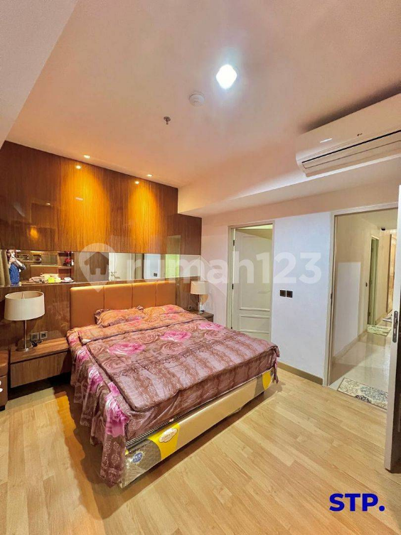 Luxurious 3BR Apartment at The Peak with Views