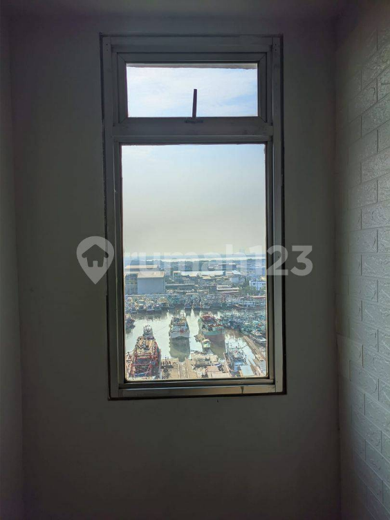 Modern Studio Apartment in Green Bay Pluit Complex