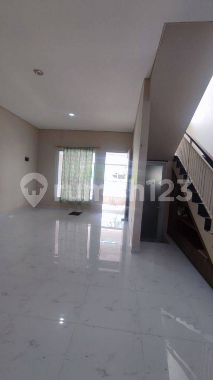 Modern Family Home in Villa Melati Mas