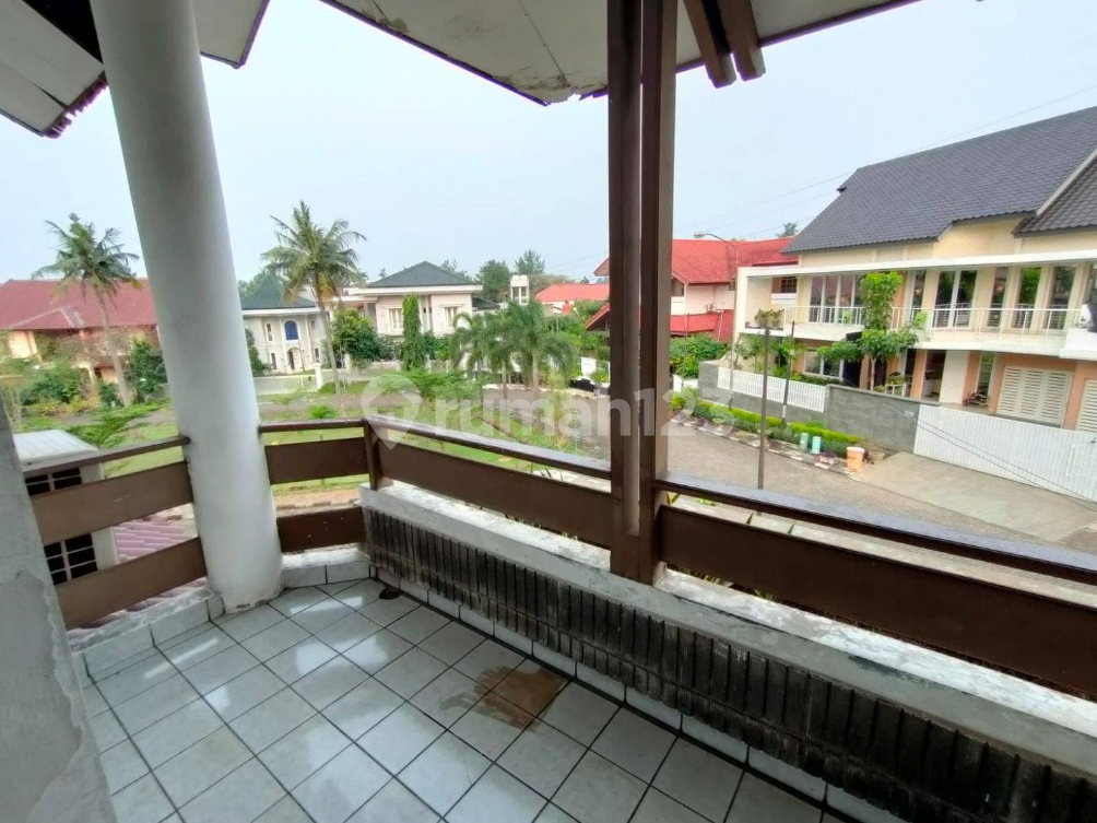 Furnished Villa in Cinere Mas Complex