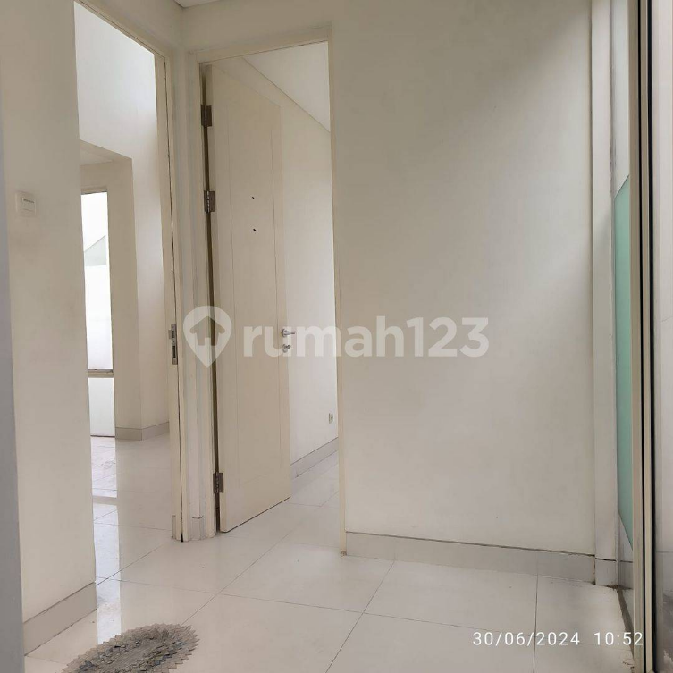 Modern Two-Bedroom House in Tandes with Security
