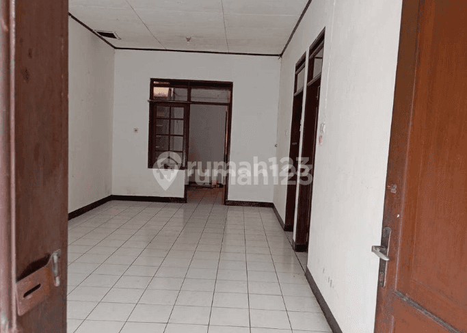 Spacious 2-Bedroom House in Strategic Location
